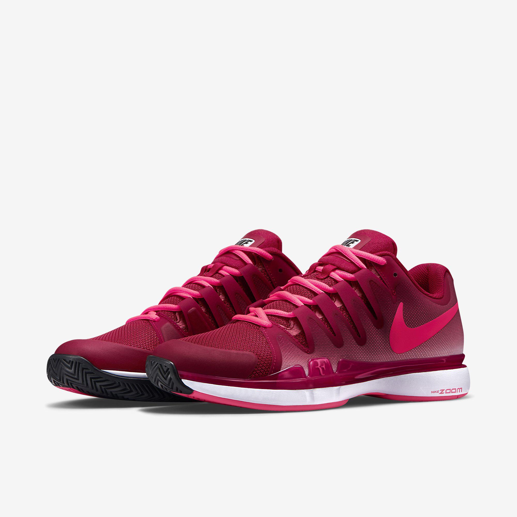 mens red nike tennis shoes