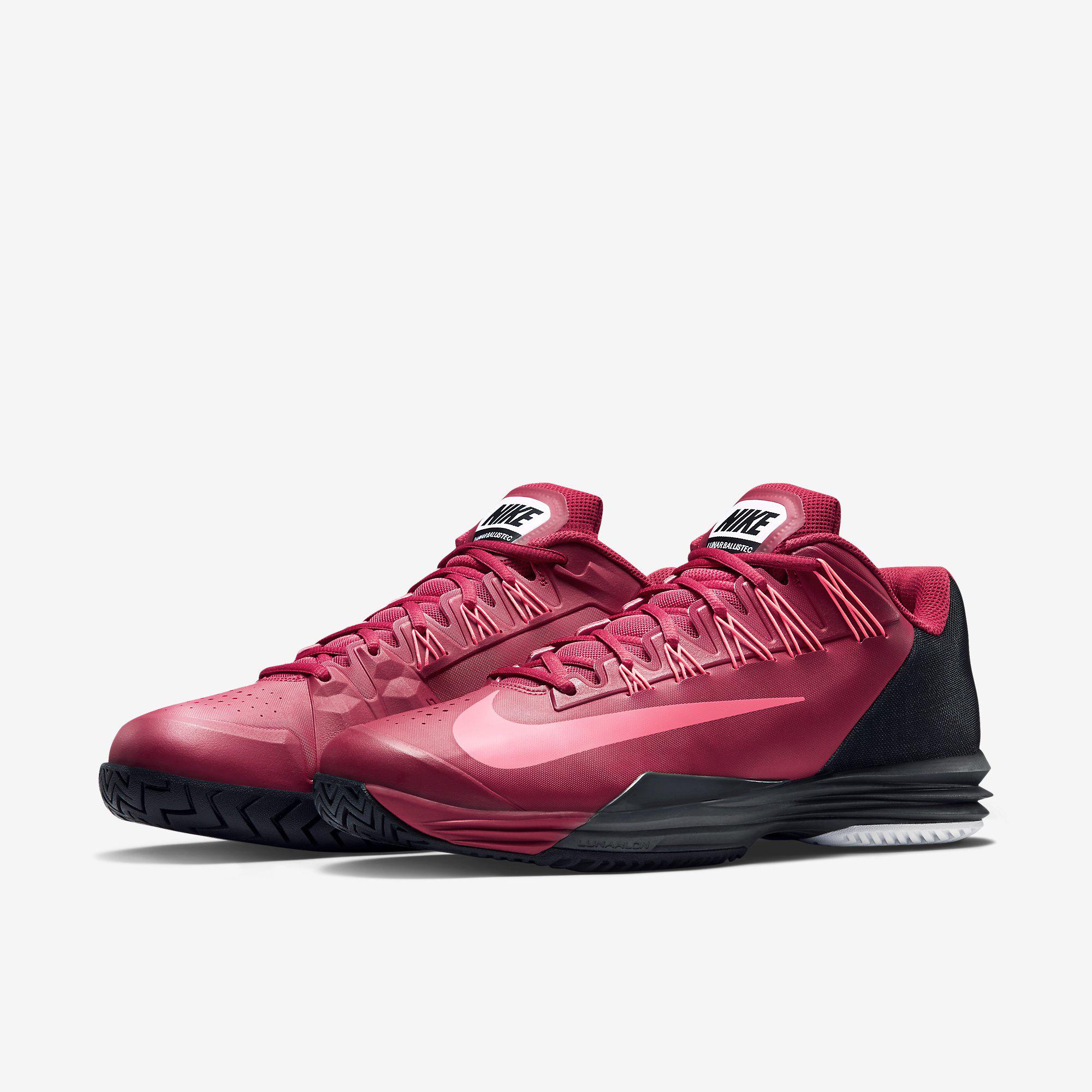 mens red nike tennis shoes