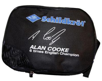 Schildkrot Alan Cooke Table Tennis Bat Cover- Black