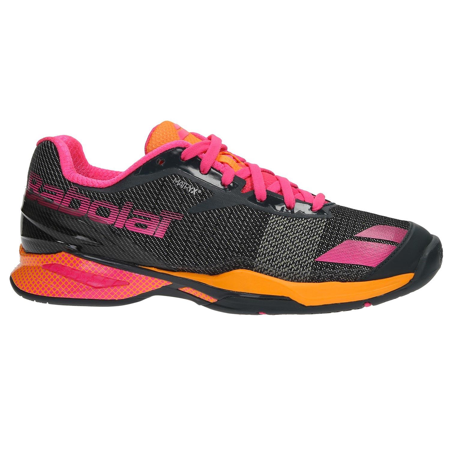 womens light pink tennis shoes