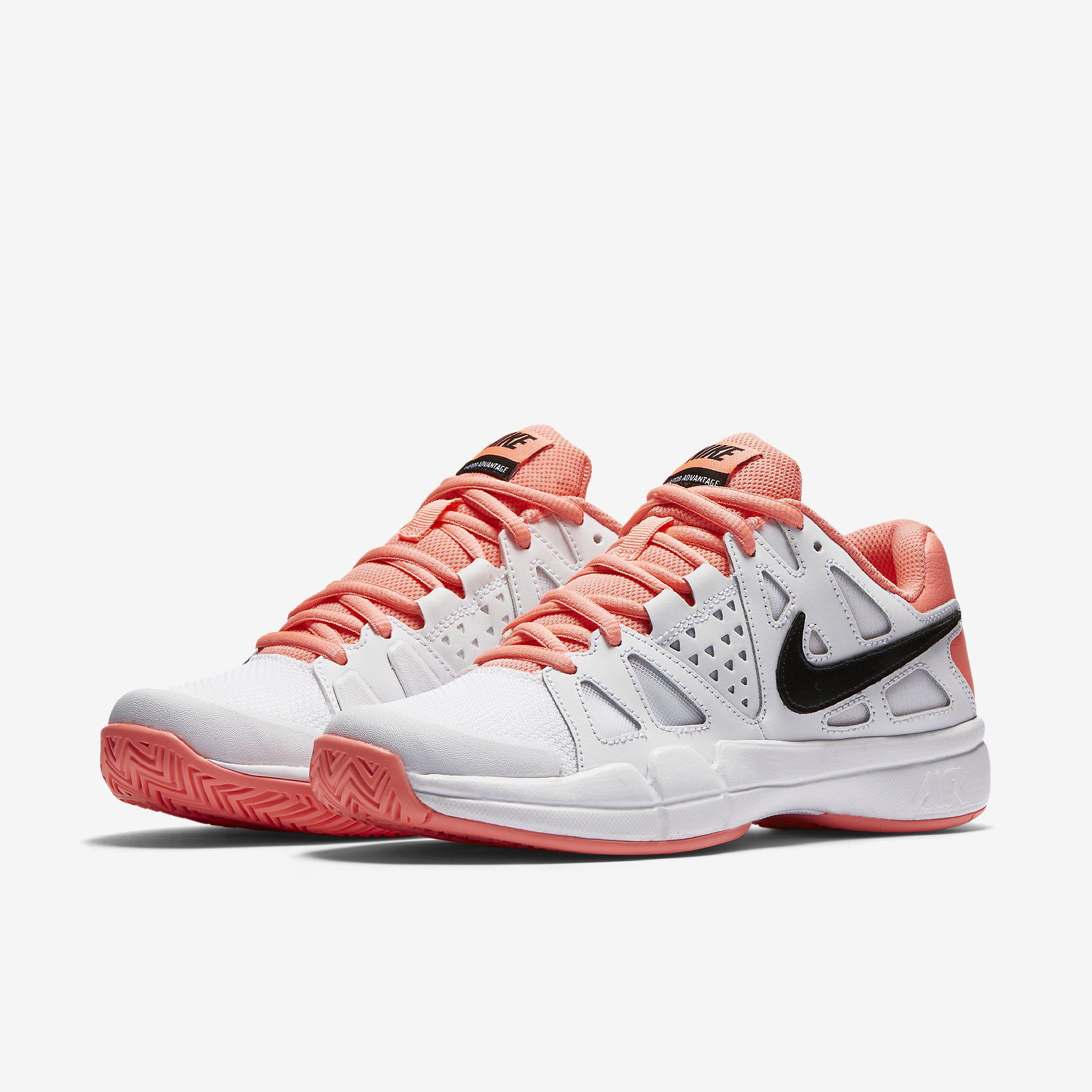 nike vapour advantage