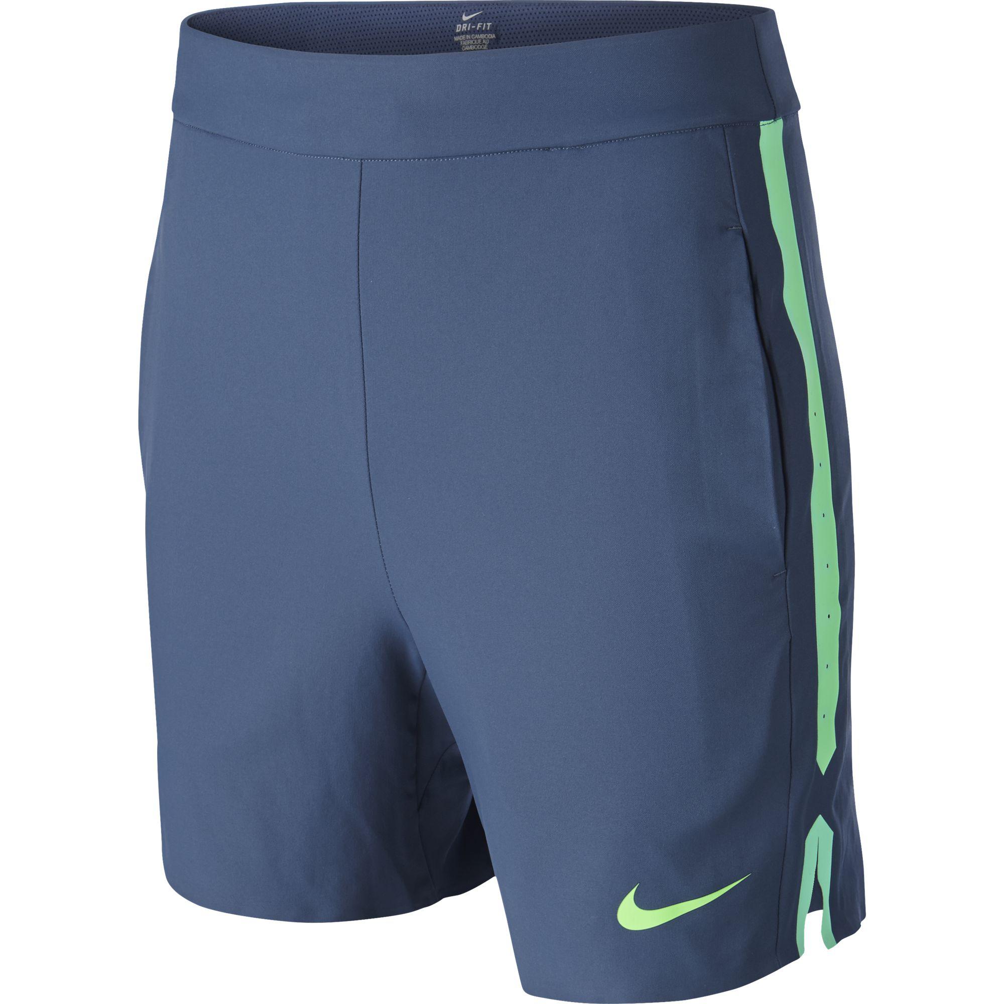 boys green nike shorts