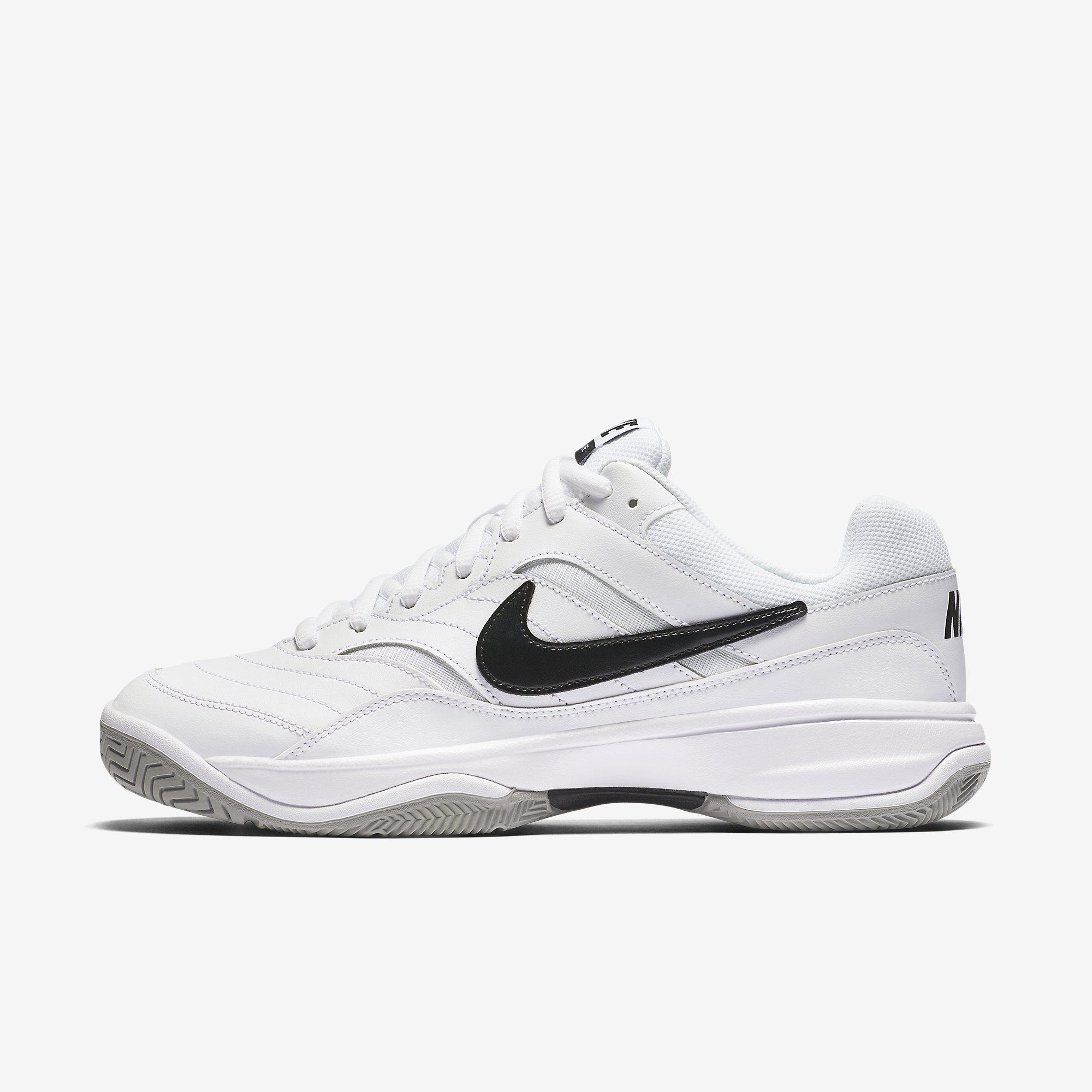 white nike tennis court shoes