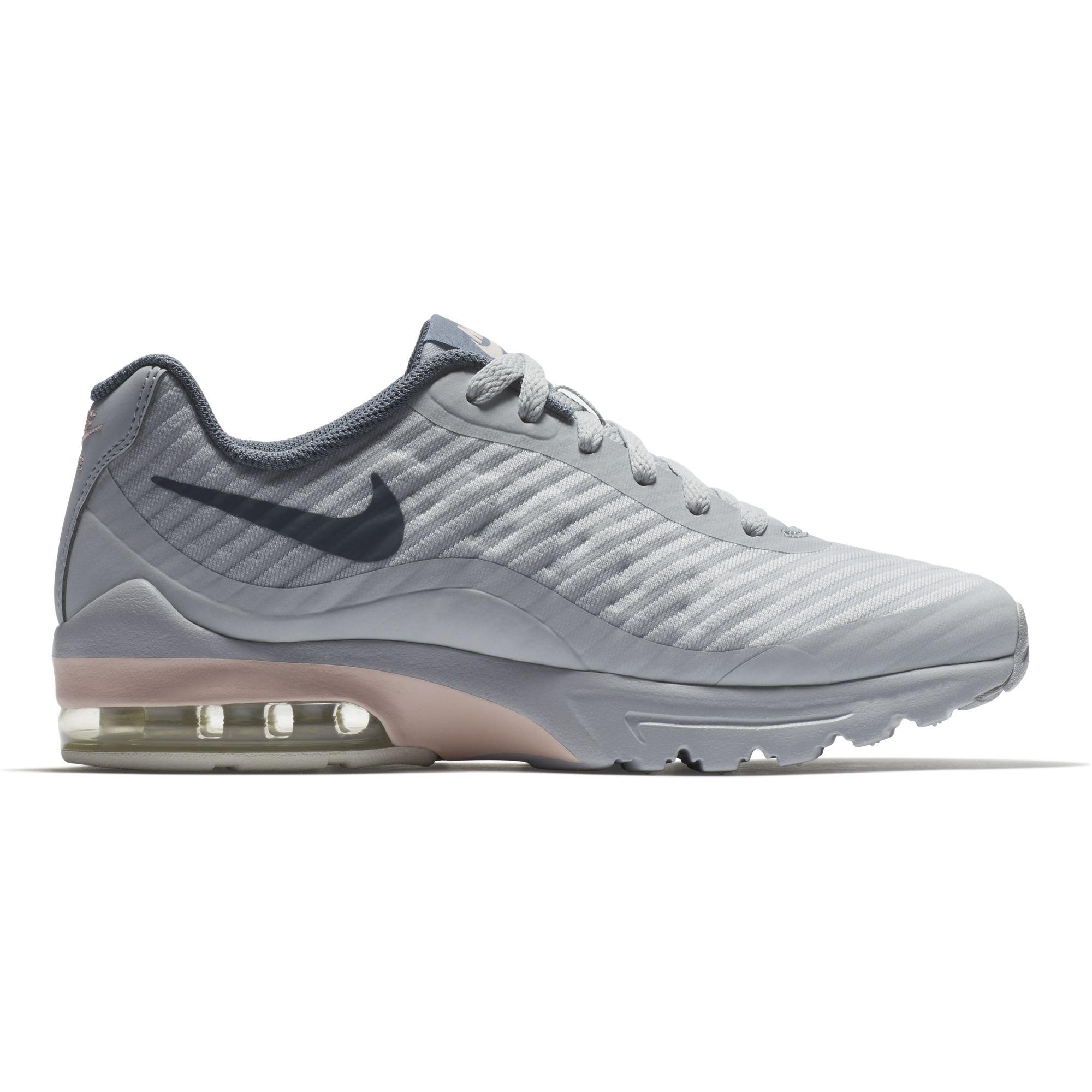 nike air max invigor se