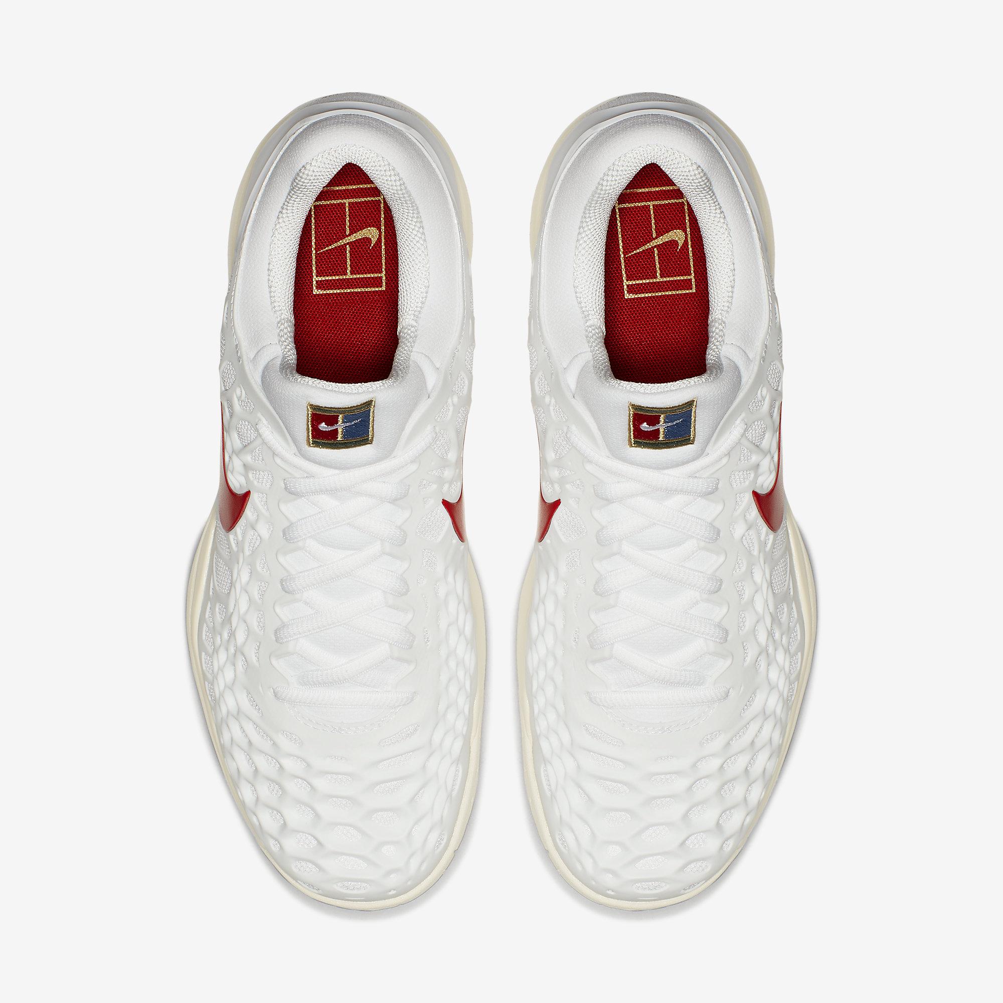 Nike Mens Zoom Cage 3 Rafa Tennis Shoes White/Light
