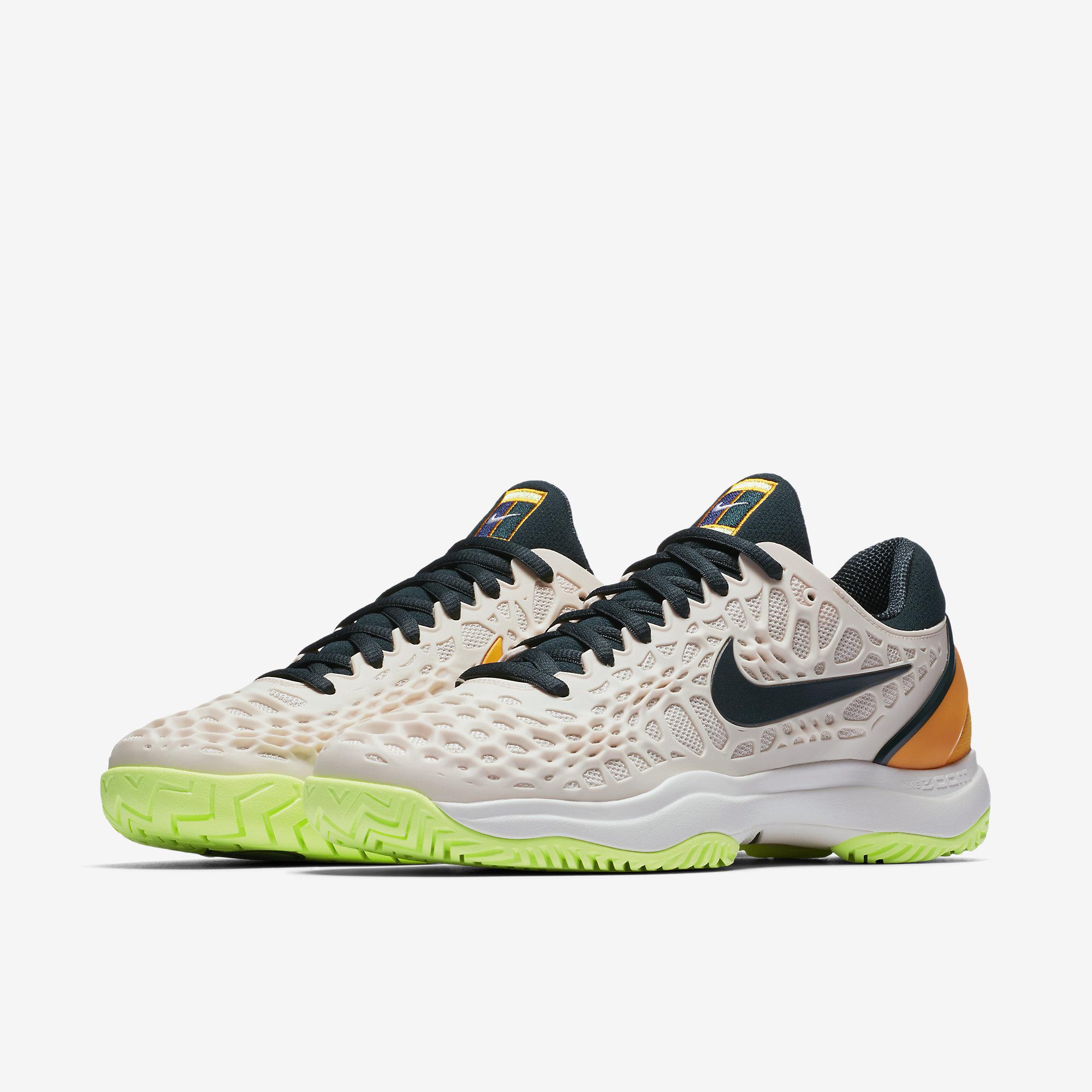 nike guava ice zoom 92
