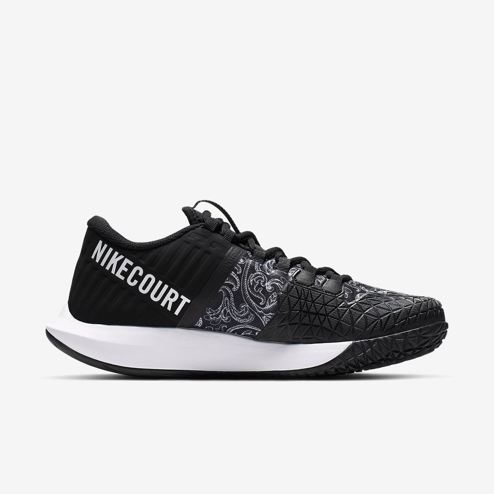 black and white nike womens tennis shoes