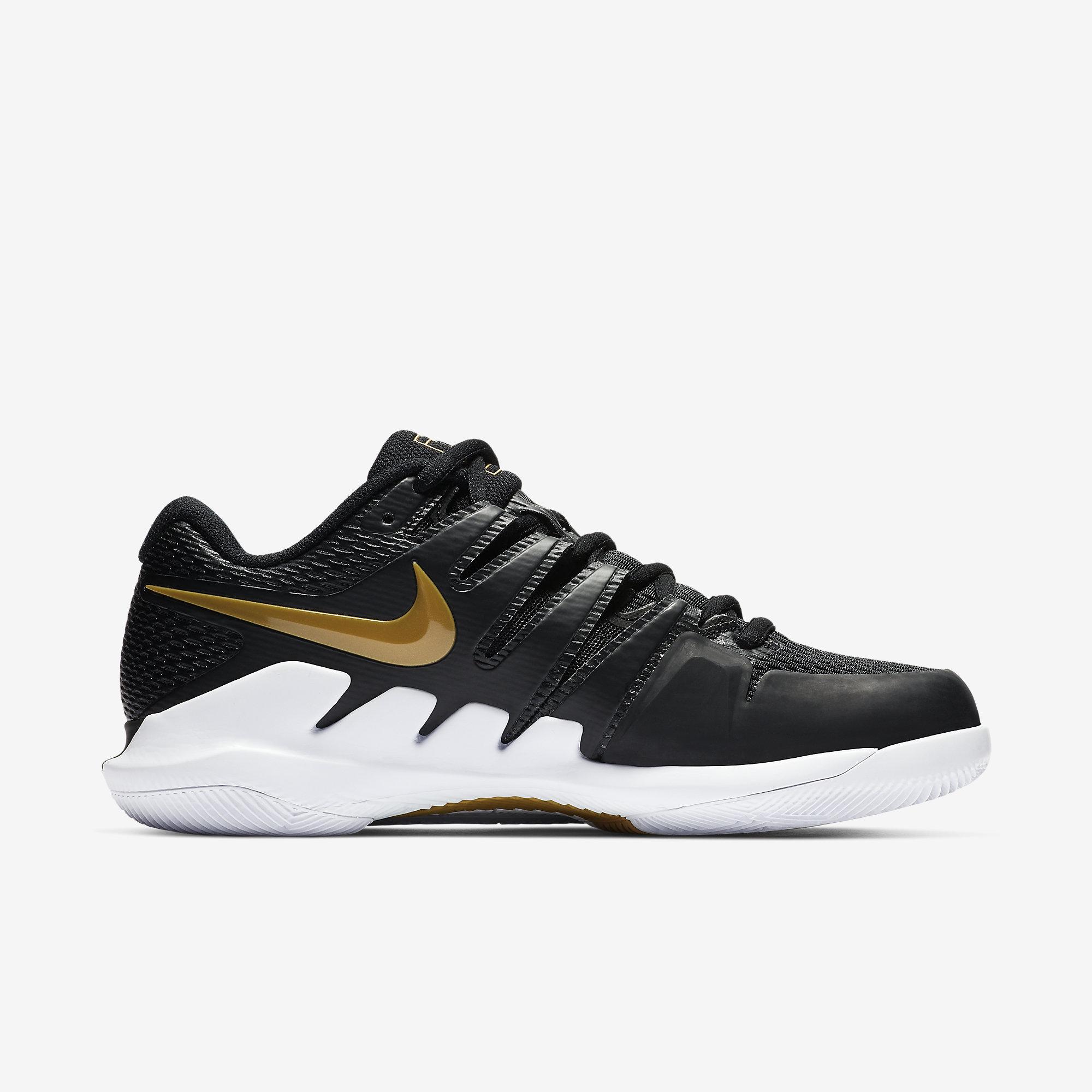 black and gold trainers women's nike