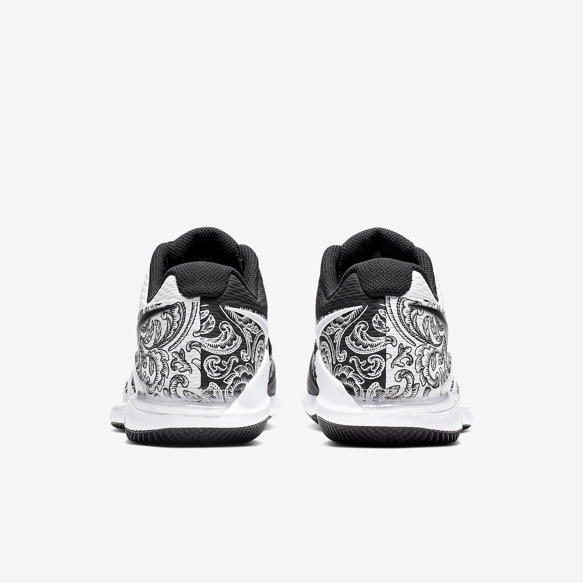 black and white nike womens tennis shoes