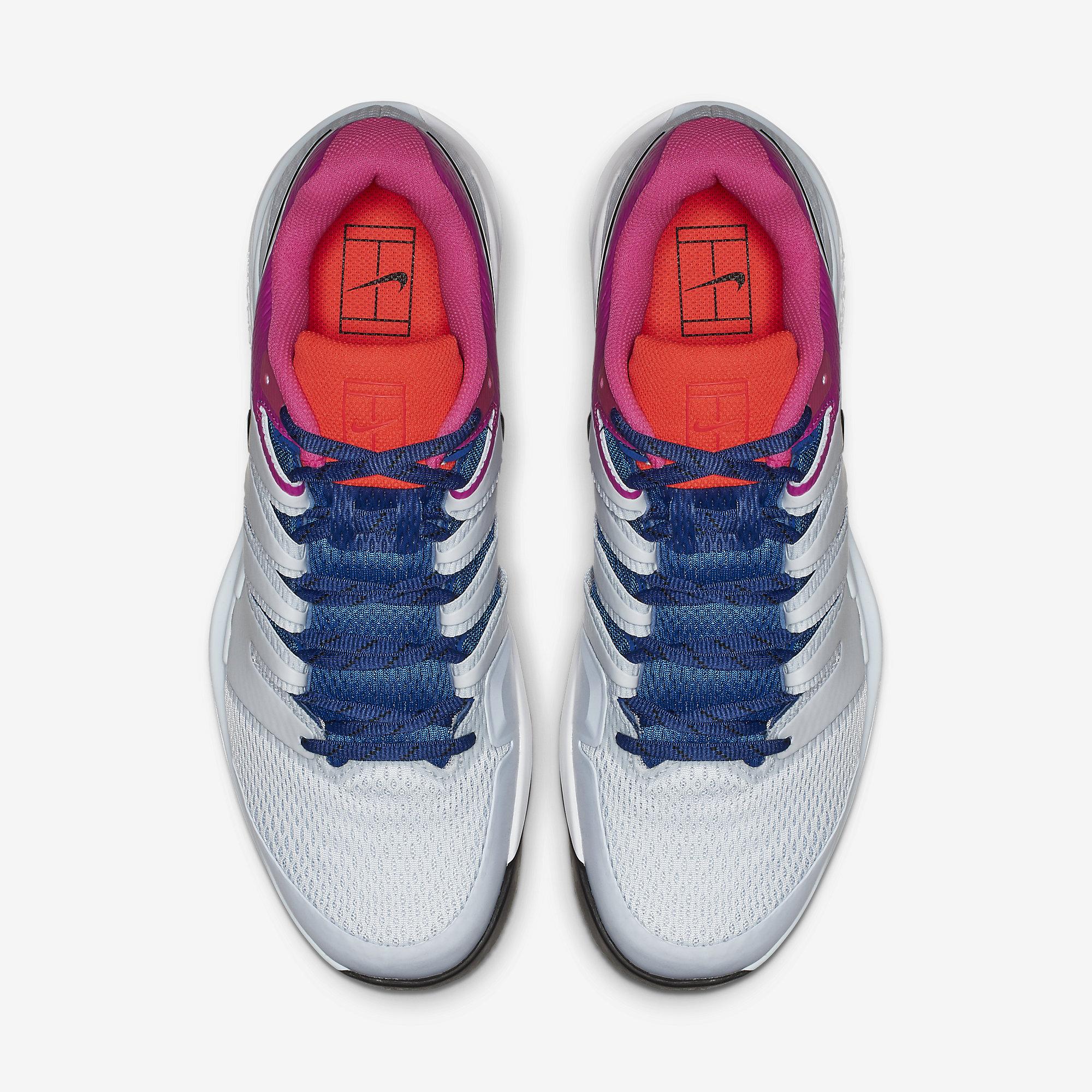 nike multicolor tennis shoes