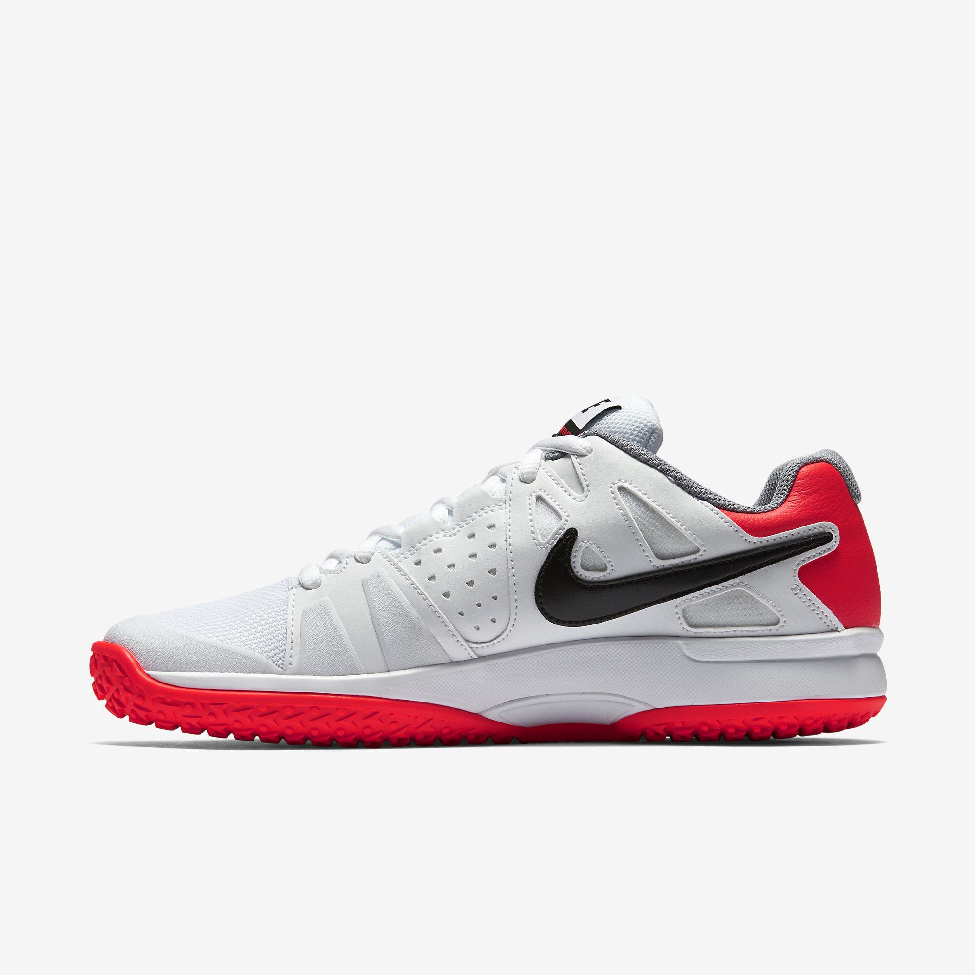 nike vapour advantage