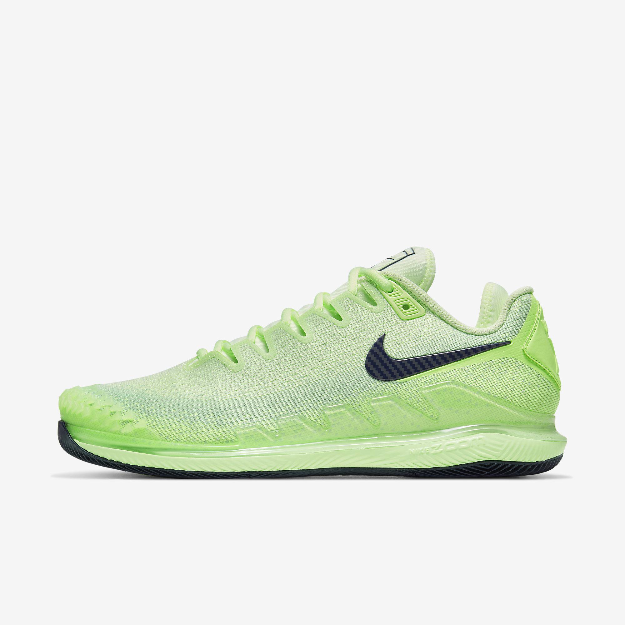 nike tennis shoes green