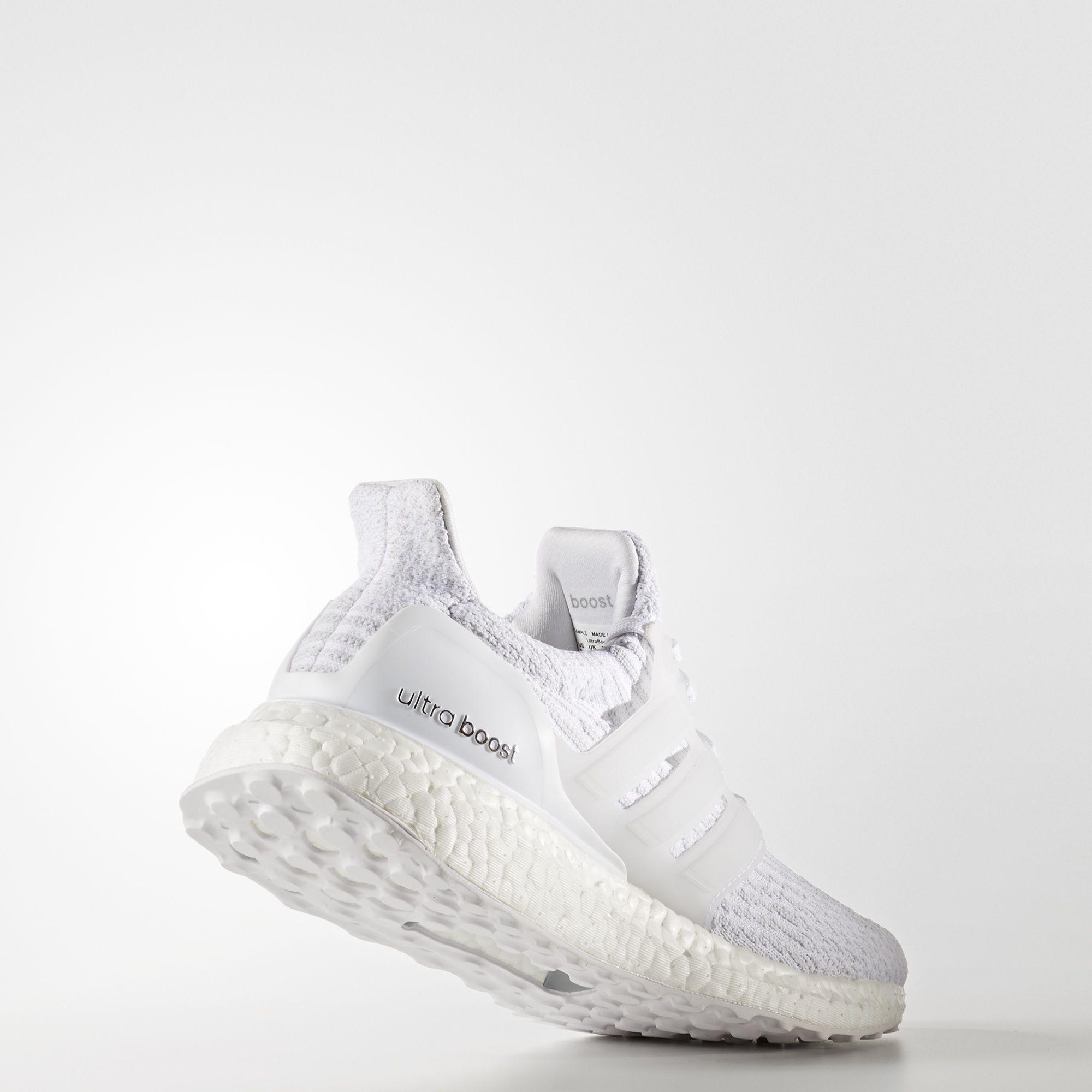 womens ultra boost 3.0 triple white