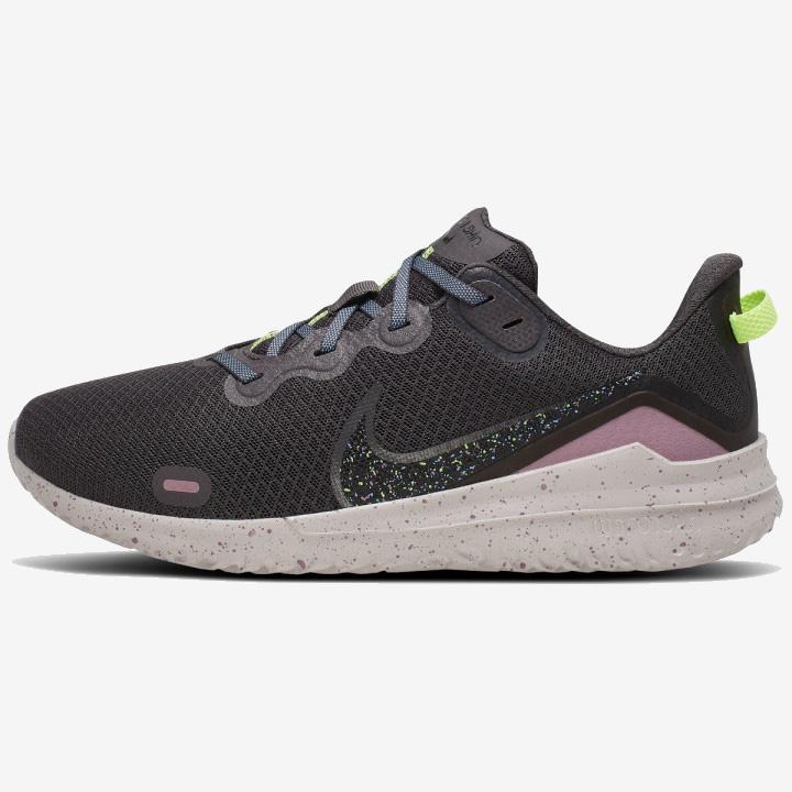 nike womens gray running shoes