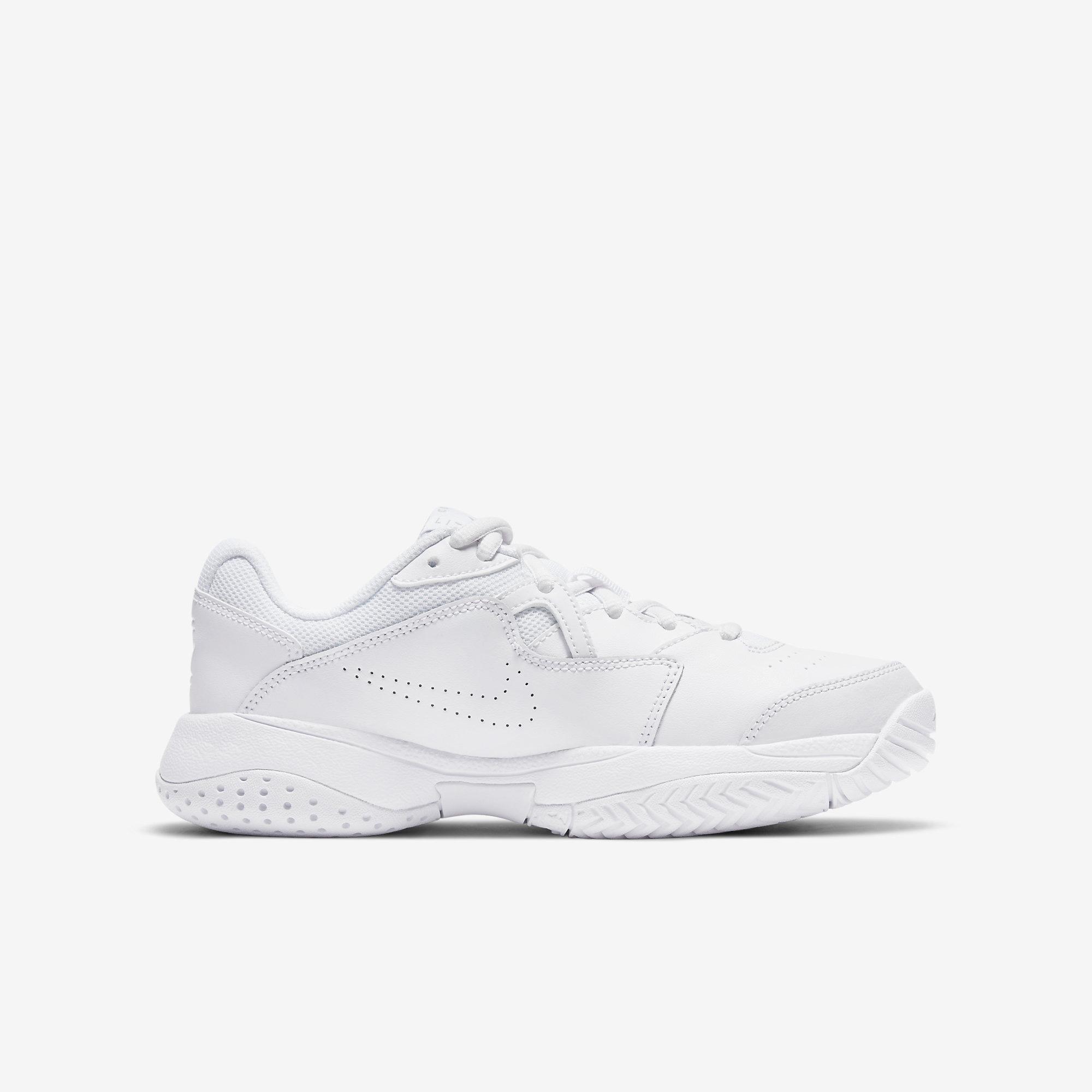 nike tennis court shoes white