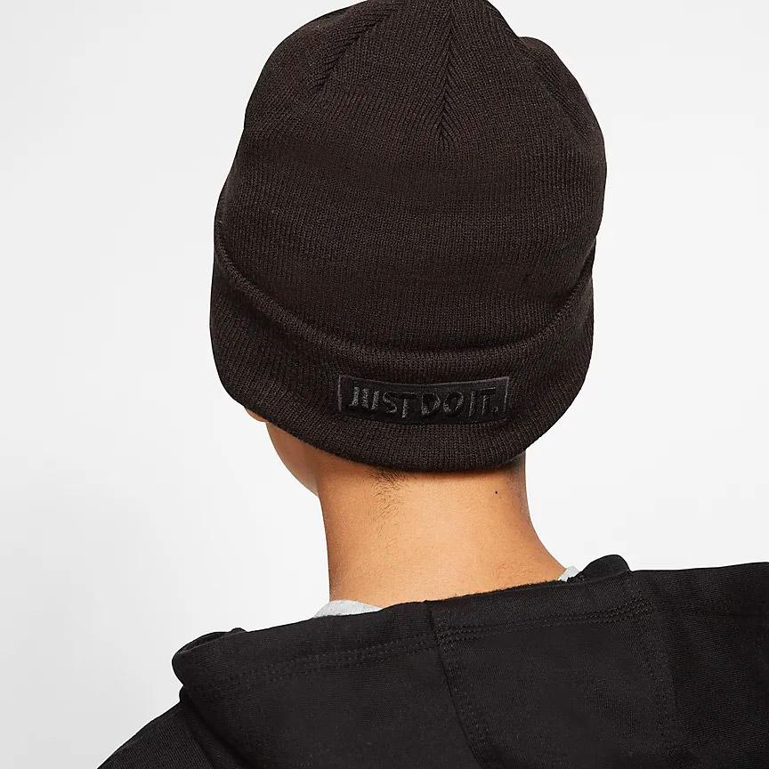 kids nike beanie
