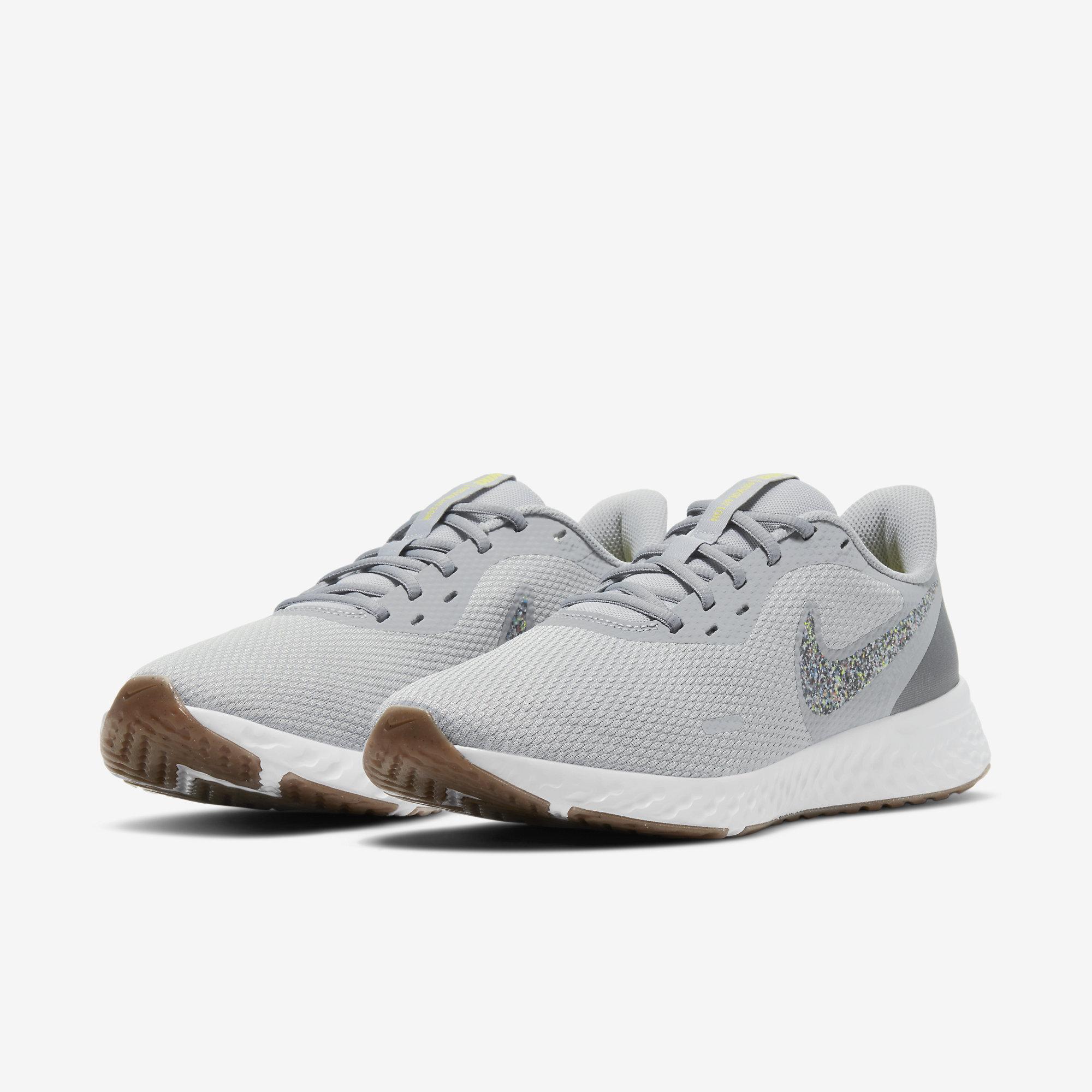 Nike Mens Revolution 5 Running Shoes - Grey - Tennisnuts.com