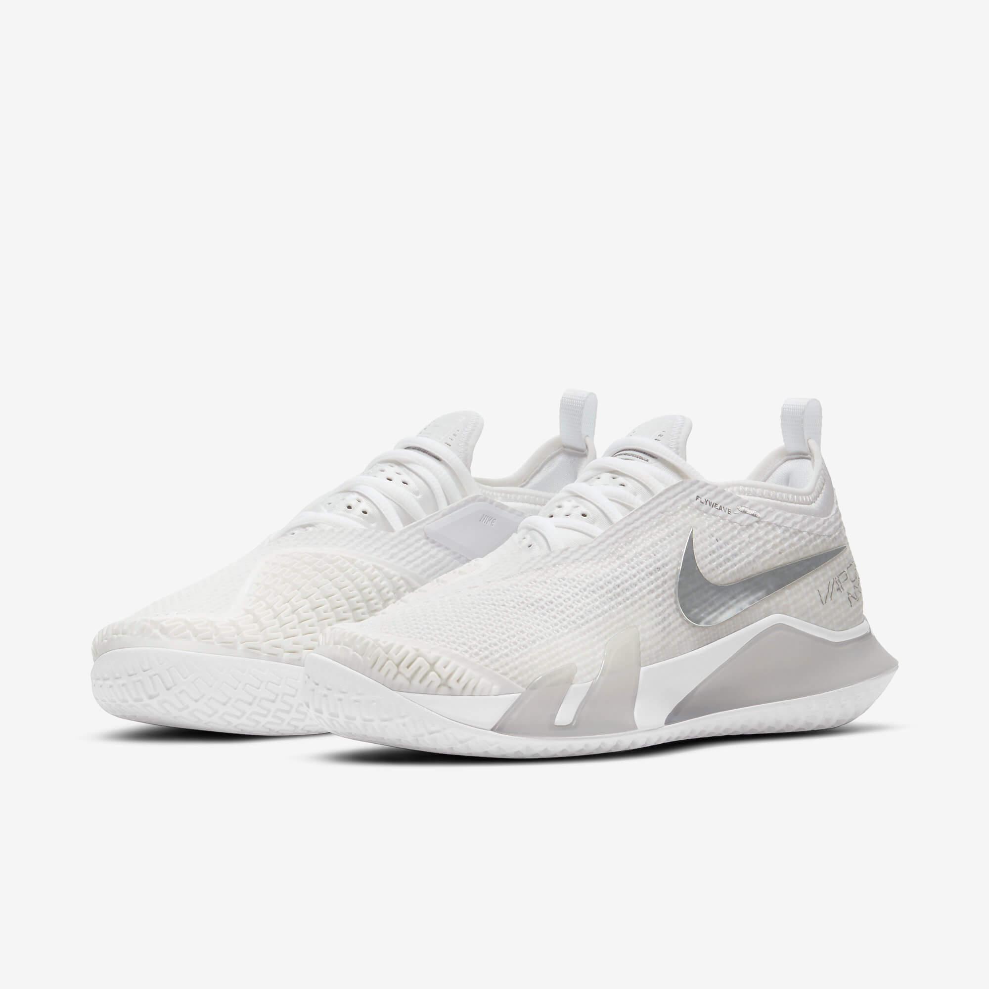 white womens tennis shoes nike