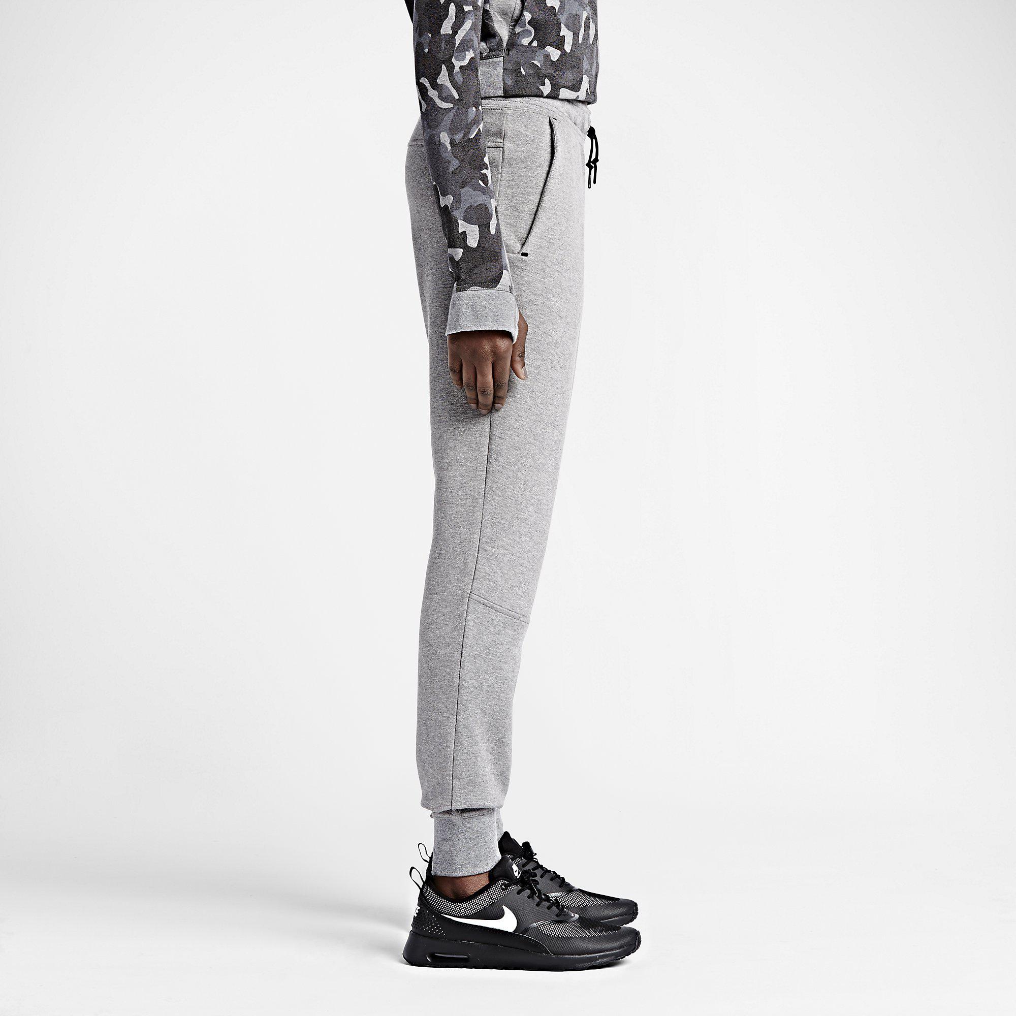 nike tech fleece pants women's