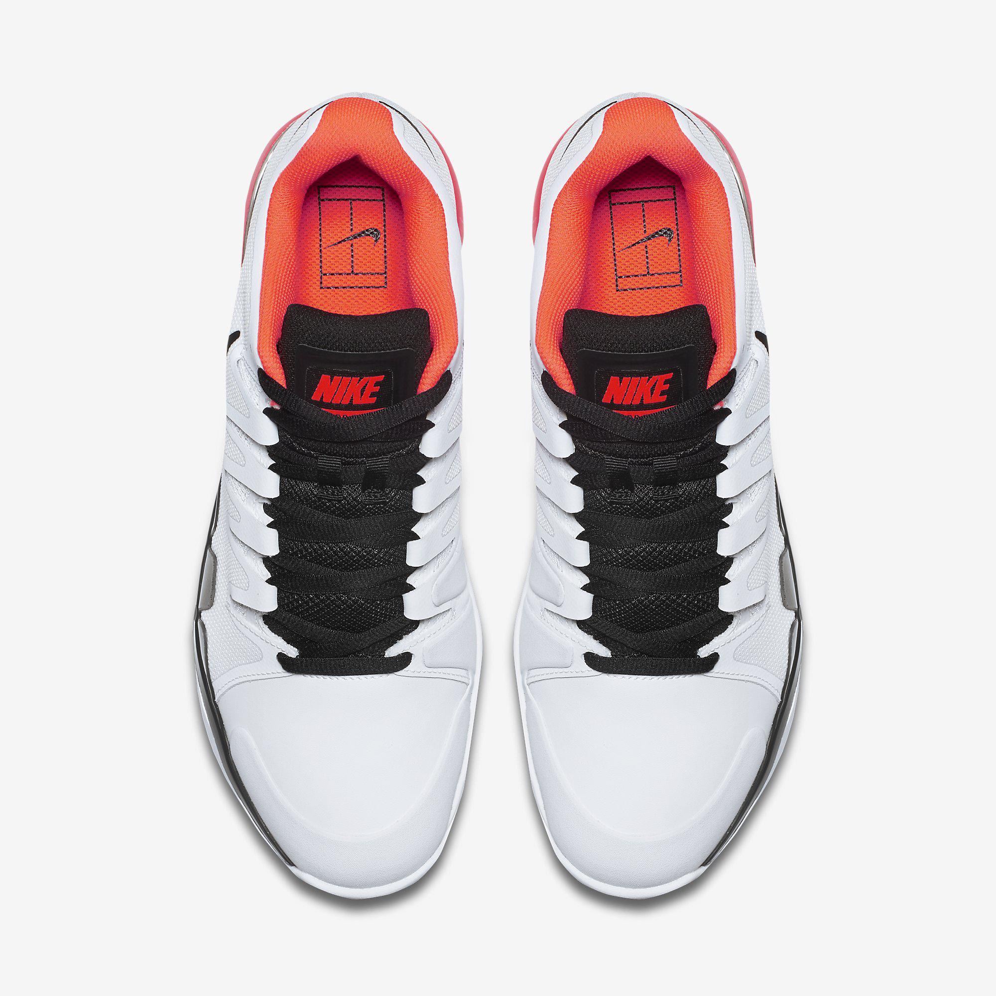 nike clay court tennis shoes