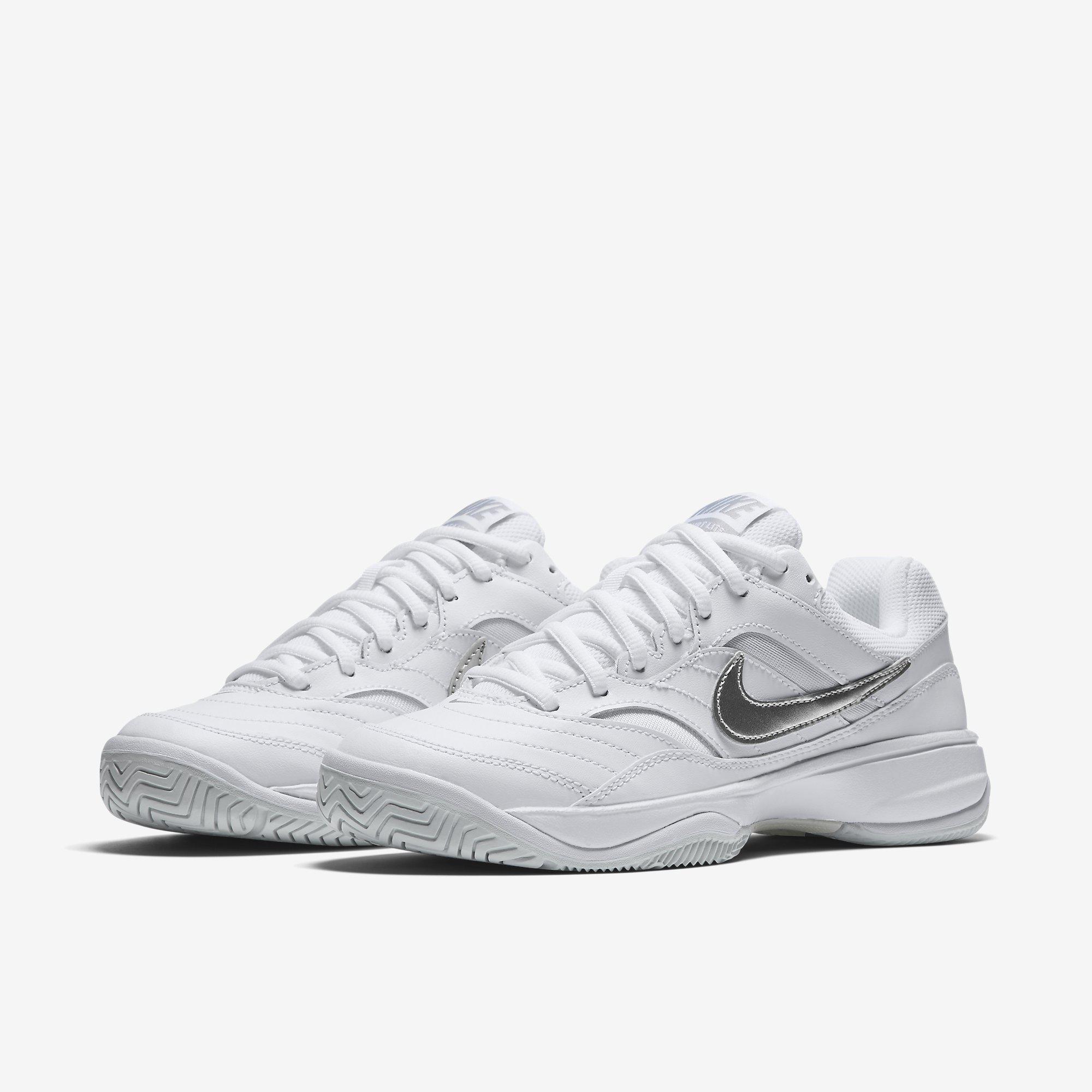 womens nike grey tennis shoes