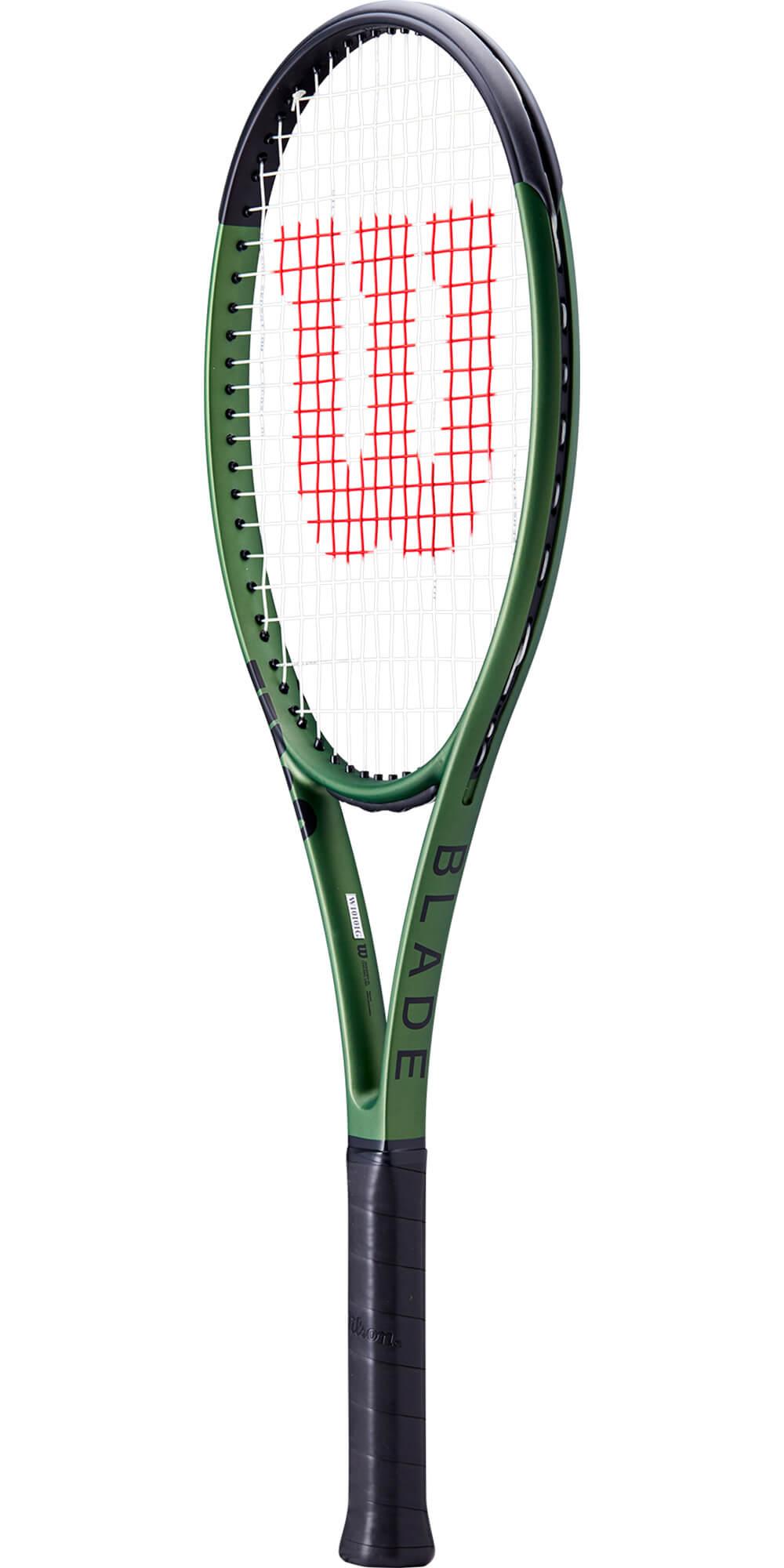 Wilson Blade 101L v8 Tennis Racket