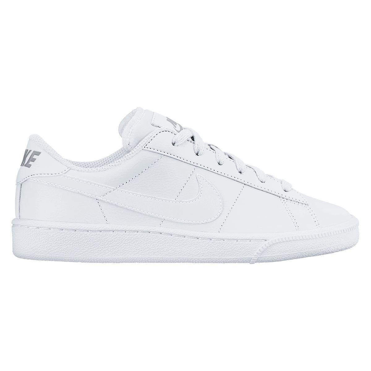 nike classic tennis shoe