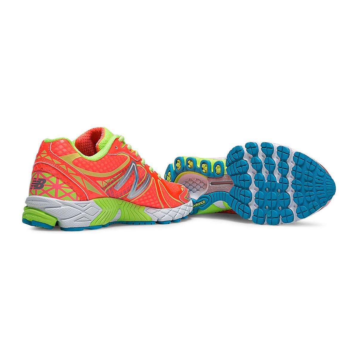 where to buy on running shoes