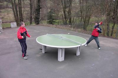 Butterfly R2000 Circular Concrete Outdoor Table Tennis Table (25mm) - Green - main image