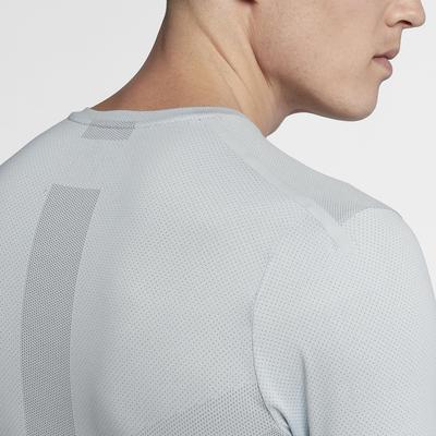 Nike Mens AeroReact Rafa Top - Pure Platinum - main image
