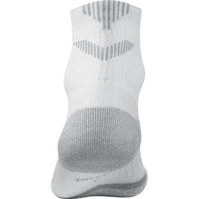 Nike Elite Cushion Quarter Running Socks (1 Pair) - White/Grey - main image